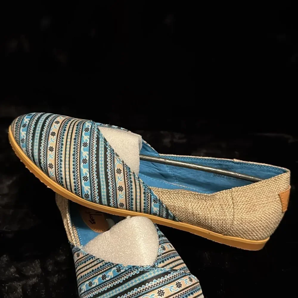 Piranda Handmade Espadrille Flat Shoe NIB